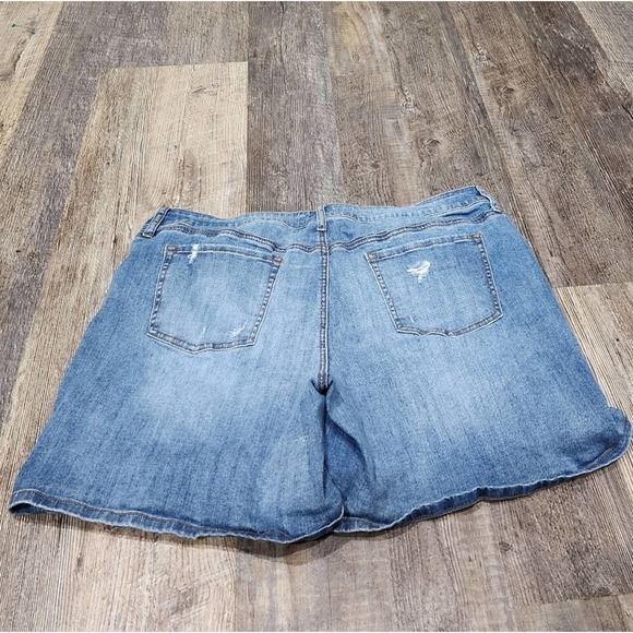 Maurices distressed destroyed stretch denim jeans shorts plus size 18 - Picture 2 of 9